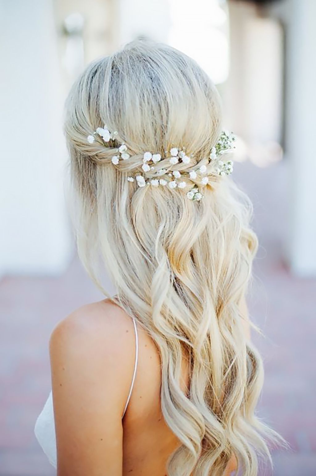 20 Best Pulled Back Layers Bridal Hairstyles with Headband