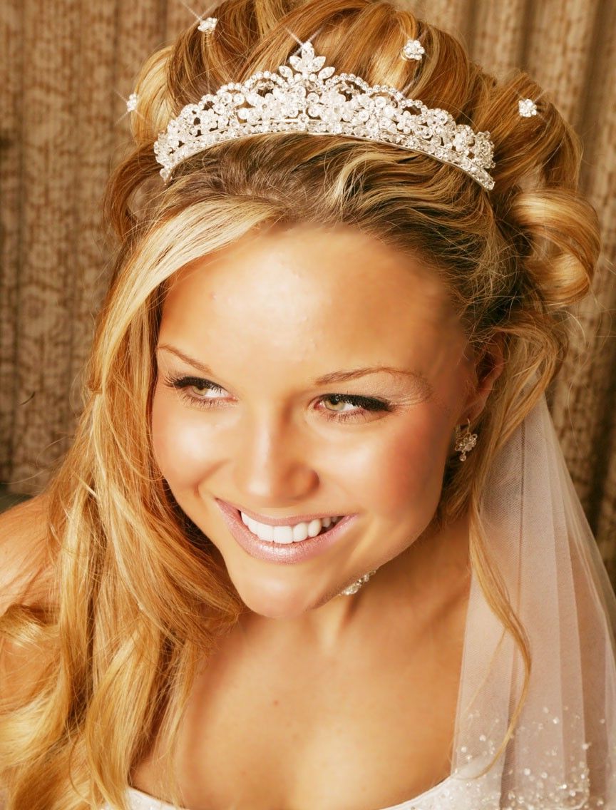 Favorite Veiled Bump Bridal Hairstyles With Waves Pertaining To The Ultimate Hair Bump #wedding Hair #hair Bump (View 14 of 20)