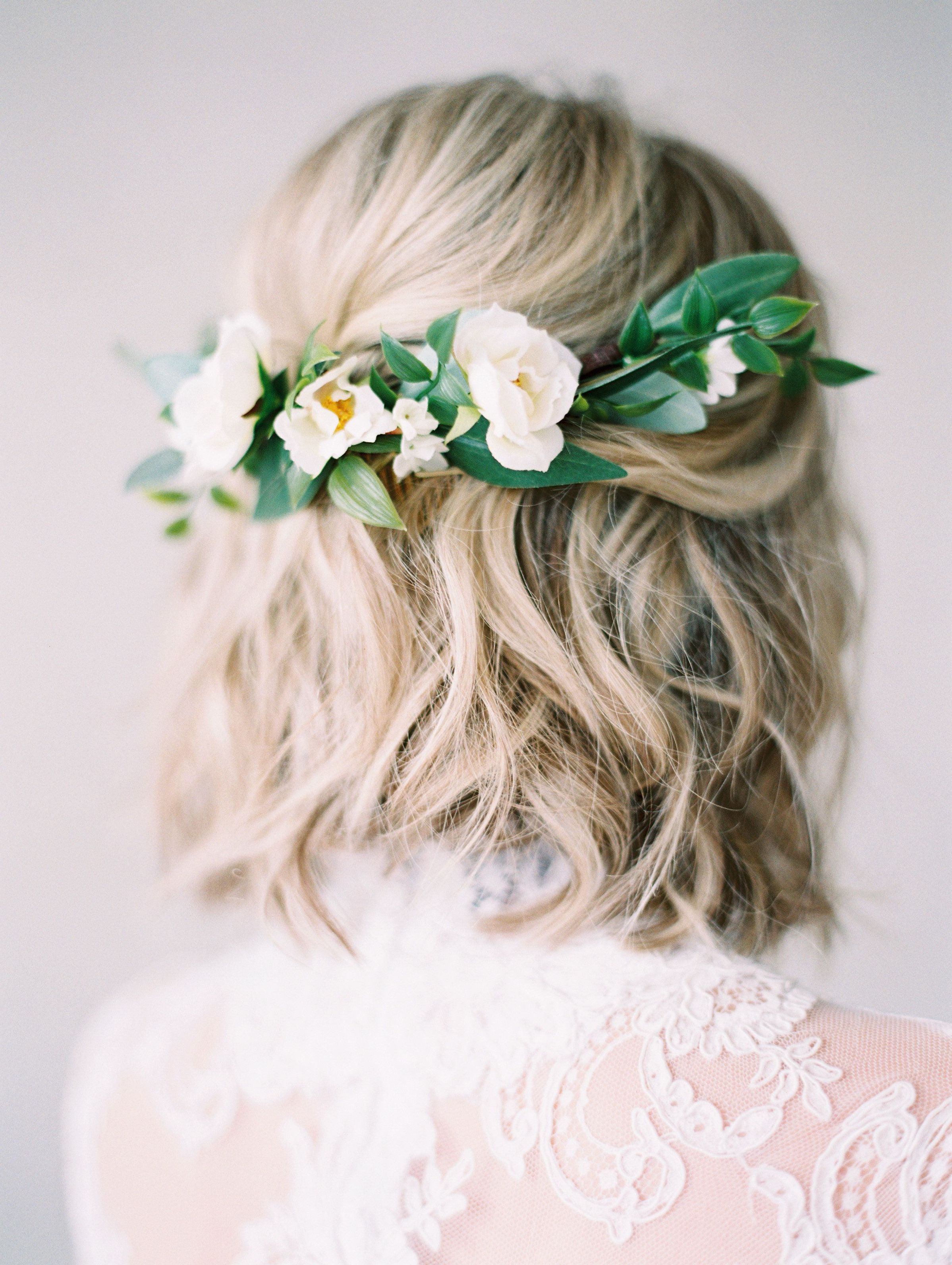 Pinlove Sparkle Pretty On Bridal Hairstyles (View 8 of 20)