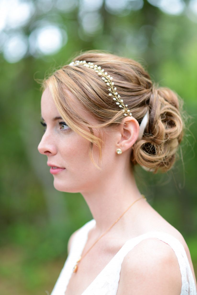 Popular Neat Bridal Hairdos With Headband Inside 10 Summer Wedding Hairstyles You'll Love – Weddingwire (View 15 of 20)