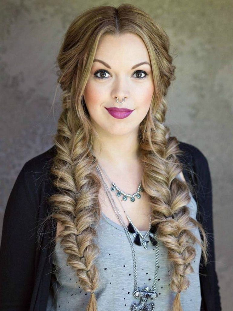 15+ Ideas To Make Fishtail Braid Hairstyles That You'll Love Within Widely Used Double Fishtail Braids For Prom (View 19 of 20)