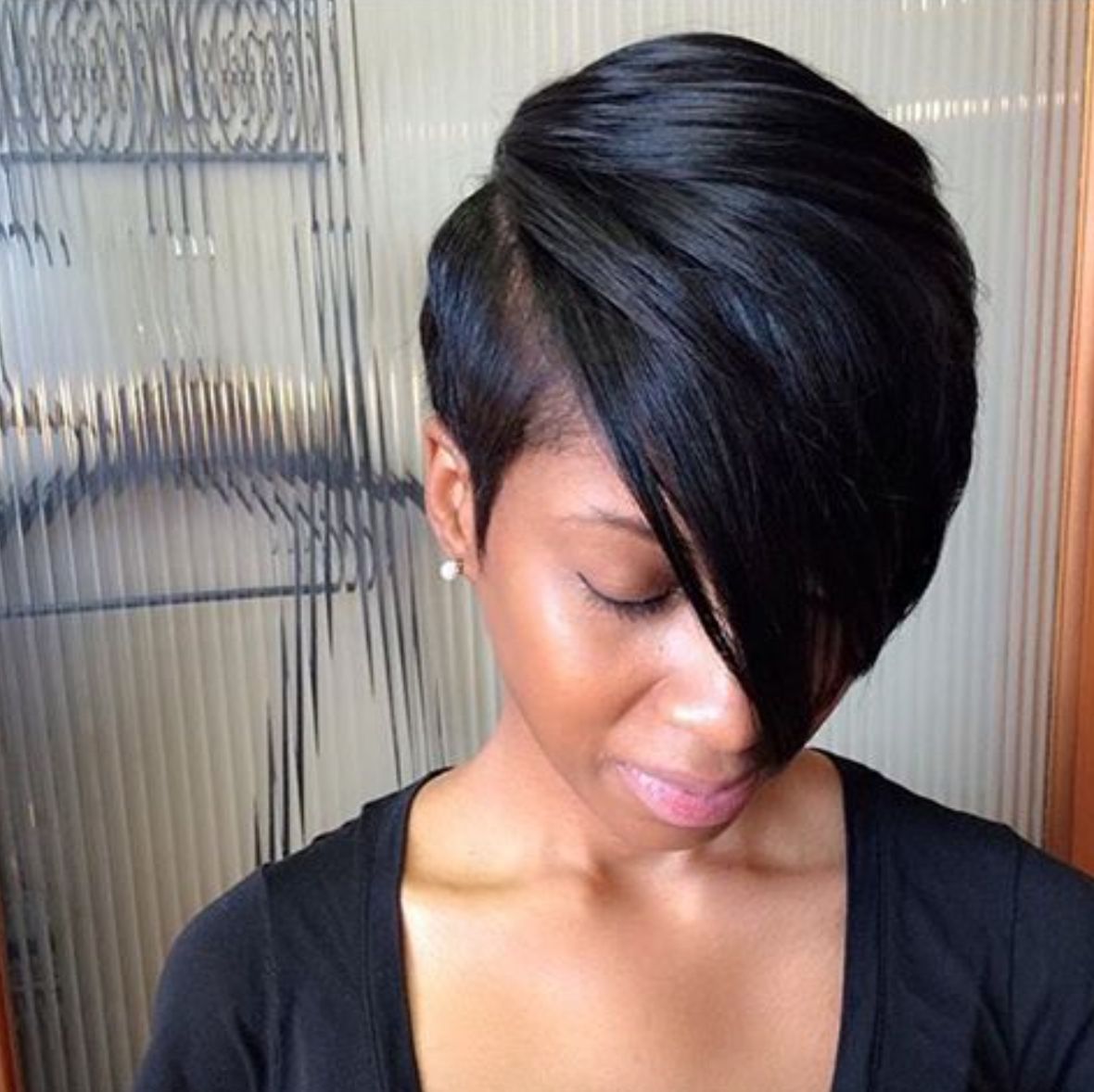 Short Weave Hairstyles With Regard To 2019 Bright And Beautiful Pixie Bob Hairstyles (View 11 of 20)
