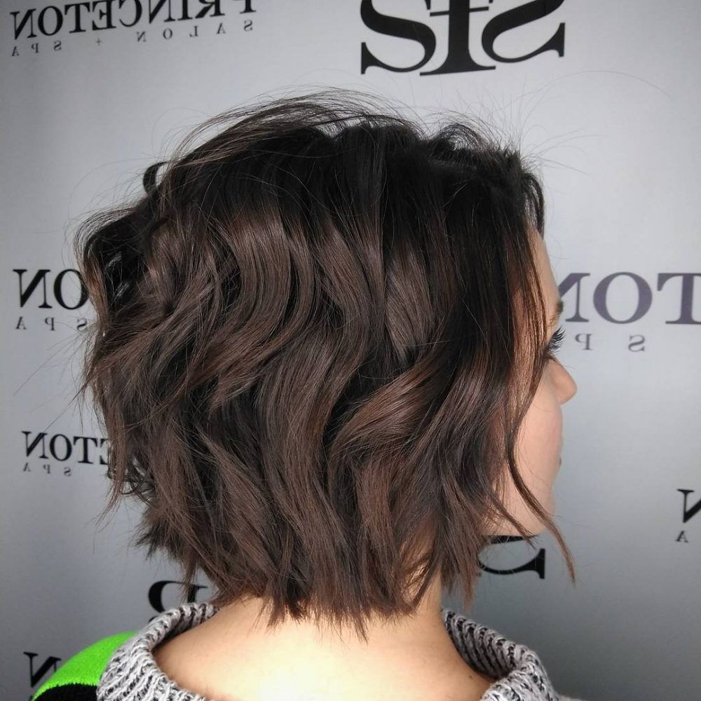 Well Known Effortless Balayage Bob Hairstyles In 46 Chic Choppy Bob Hairstyles For  (View 16 of 20)