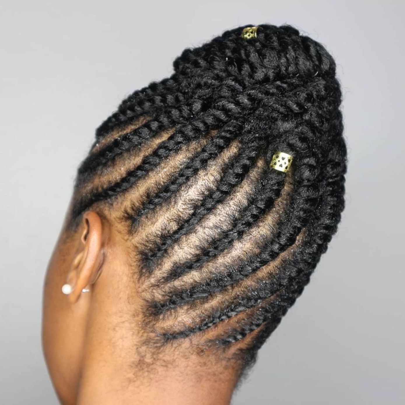 60 Easy And Showy Protective Hairstyles For Natural Hair With Well Known Tightly Coiled Gray Dreads Bun Hairstyles (View 2 of 20)