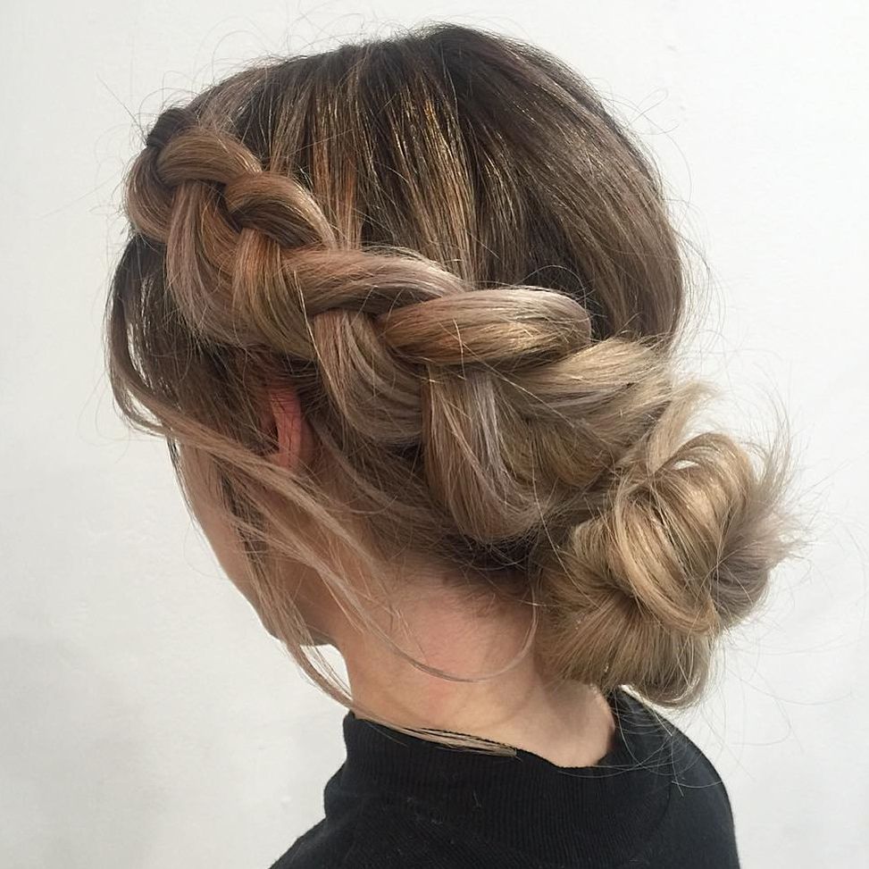 Current Halo Braided Hairstyles With Long Tendrils With Regard To 20 Creative Back To School Hairstyles To Try In  (View 15 of 20)