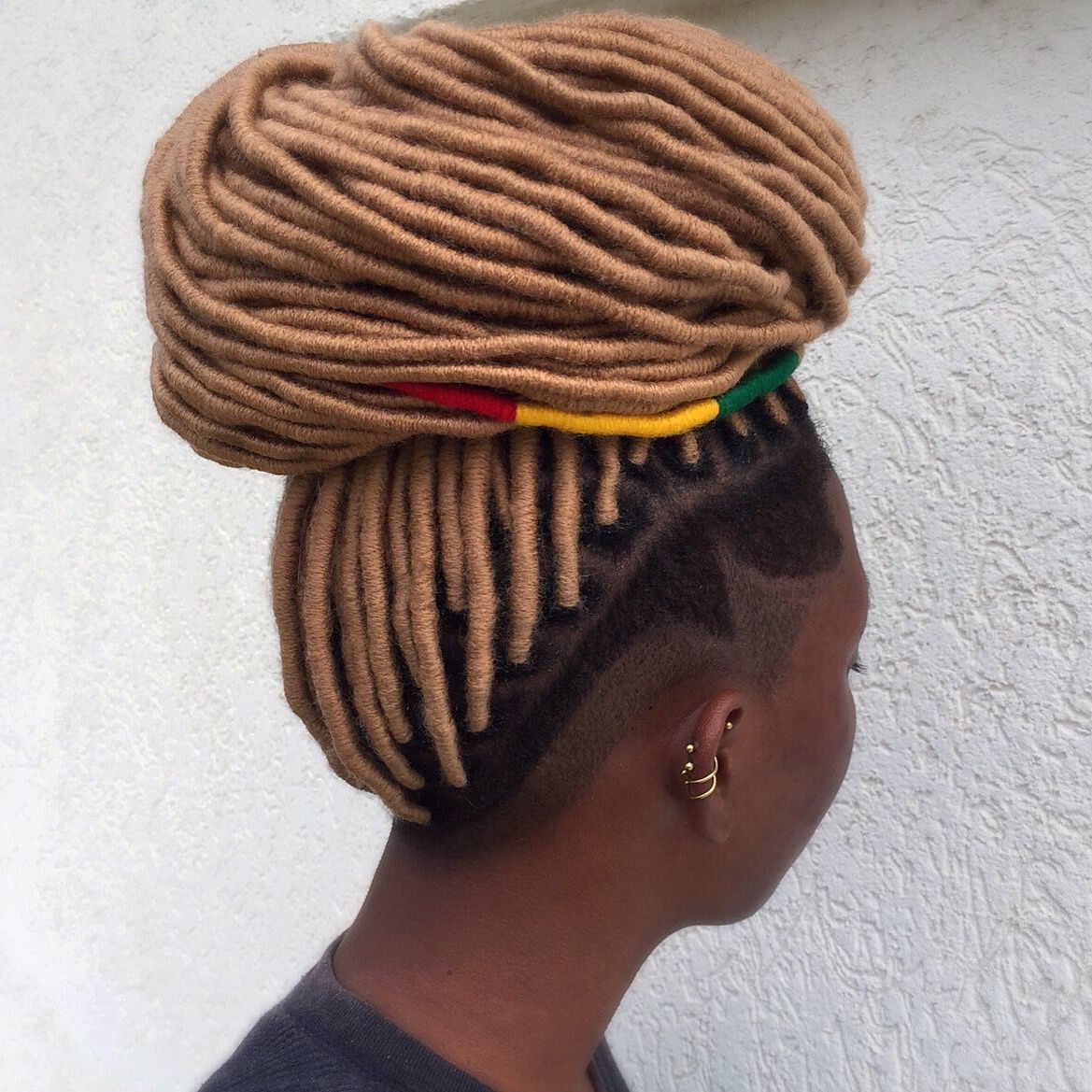 Fashionable Blonde Ponytail Hairstyles With Yarn Within Yarn Locs, Faux Locs, Blonde Dreads, Blonde Locs, Blonde (View 3 of 20)