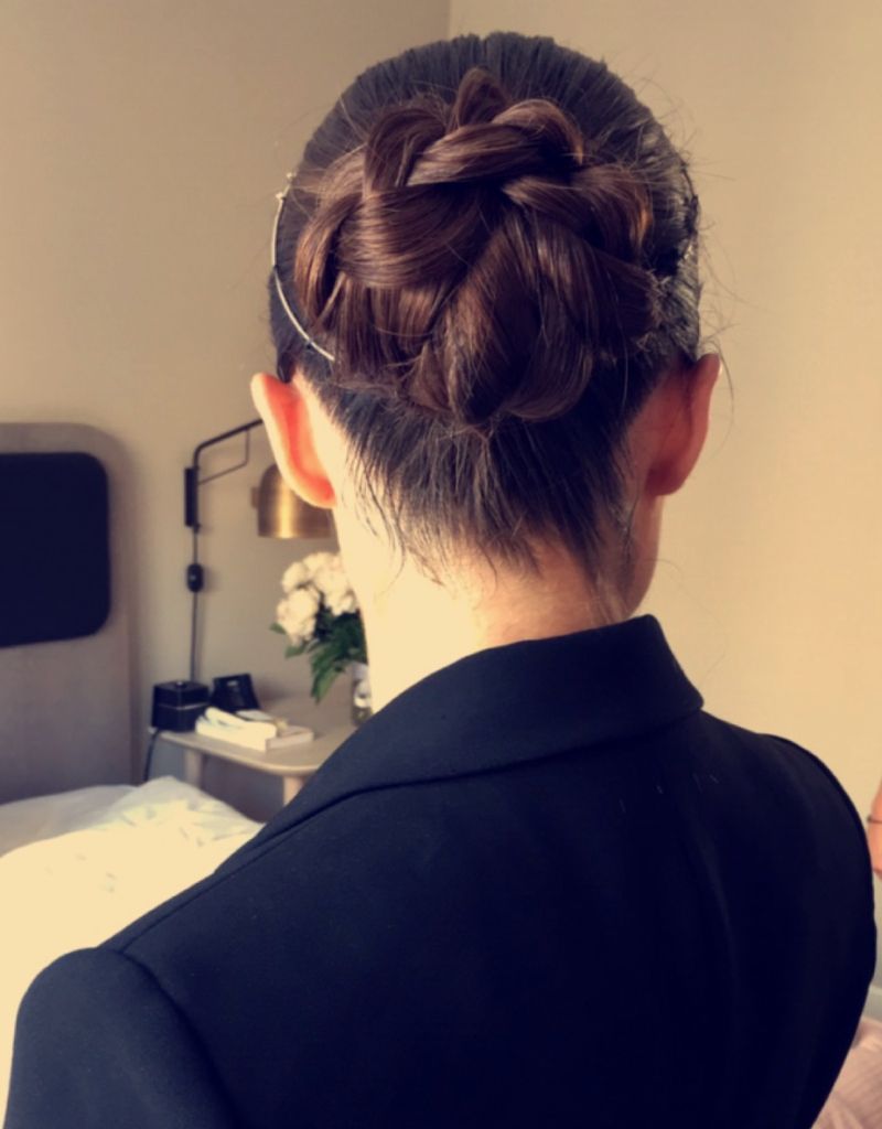 Newest Braided Ballerina Bun Hairstyles In Mane Addicts How To: Olivia Culpo's Cfda Awards Diamond (View 13 of 20)