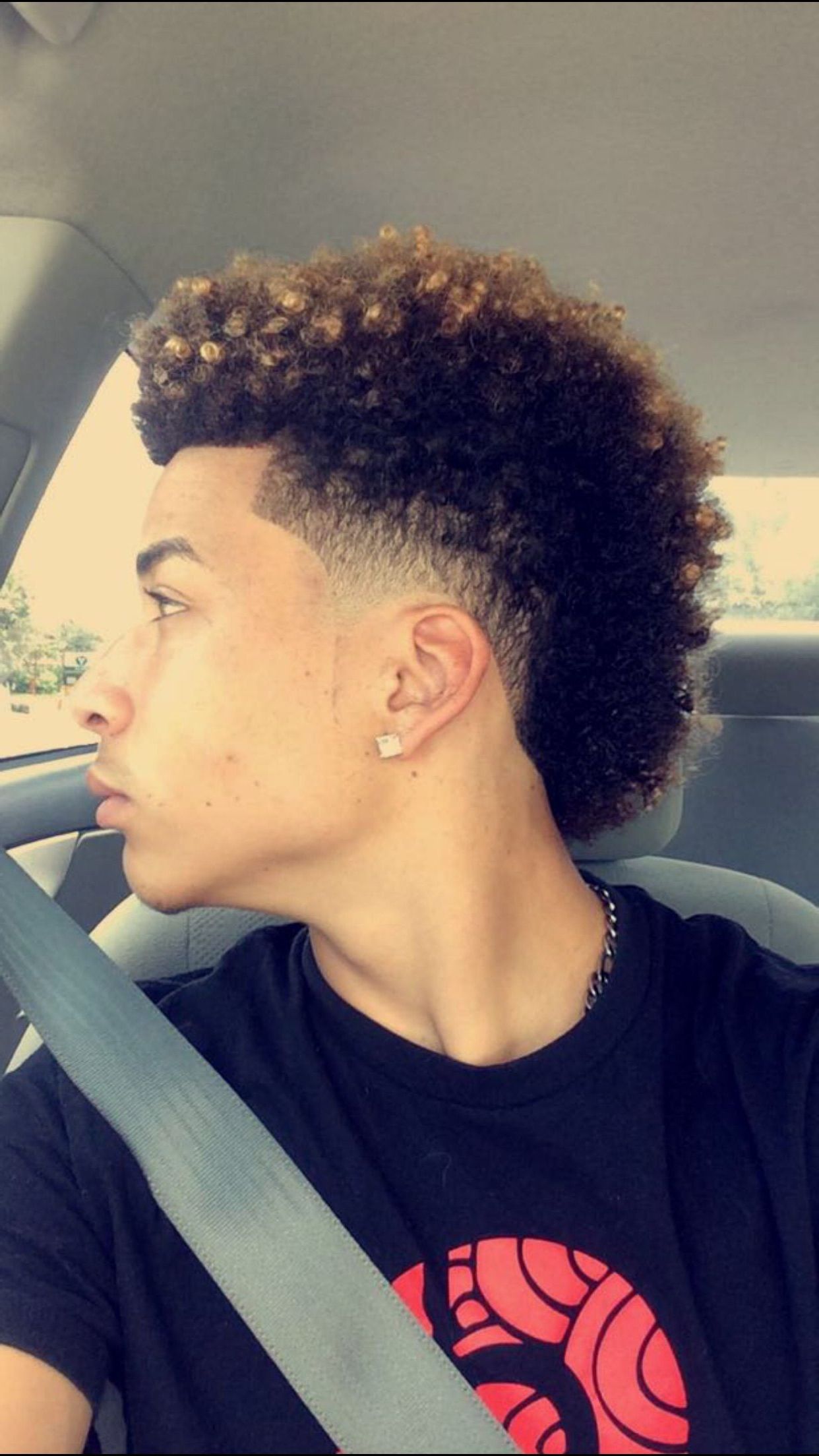 Haircut #hairstyle #mohawk #fade #lightskin #bleach #men In Well Liked Curly Highlighted Mohawk Hairstyles (View 3 of 20)