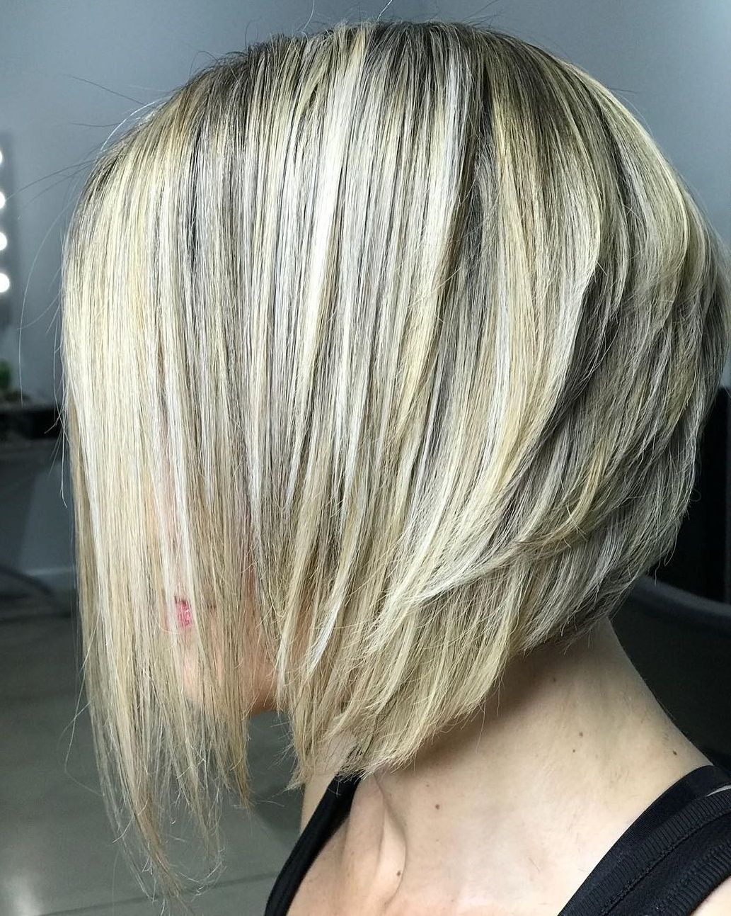 40 Awesome Ideas For Layered Bob Hairstyles You Can't Miss Regarding Most Popular Two Layer Razored Blonde Hairstyles (View 4 of 20)