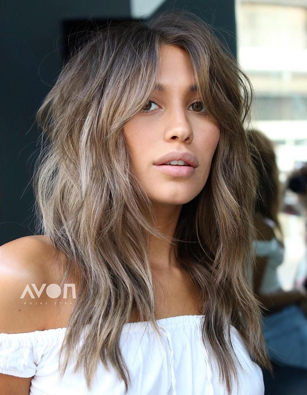 40 Modern Shag Haircuts For Women To Make A Splash Inside Famous Middle Parting Long Hairstyles With Choppy Layers (View 6 of 20)