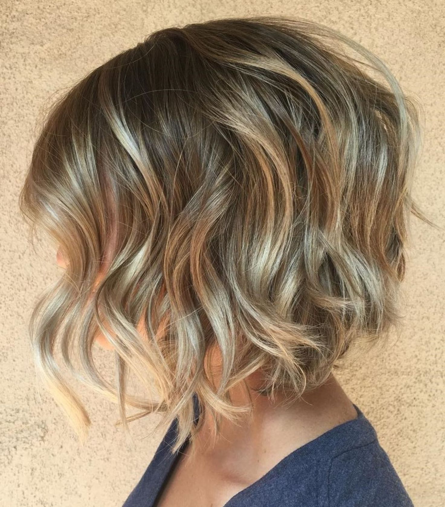 60 Best Short Bob Haircuts And Hairstyles For Women In 2019 Inside Feminine Wavy Golden Blonde Bob Hairstyles (View 4 of 20)