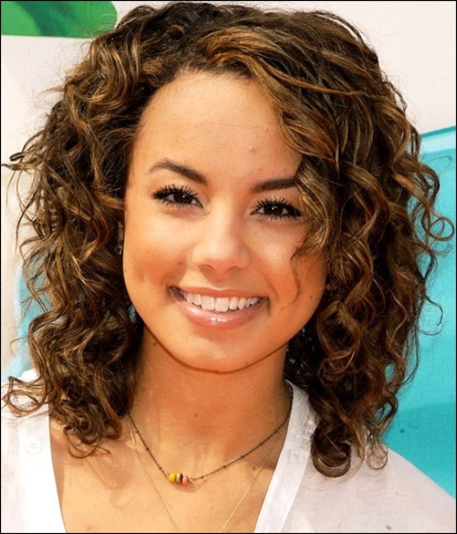 Best Haircut For Fine Curly Hair Round Face In 2019 | Curly Pertaining To Curly Hairstyles For Round Faces (View 1 of 20)