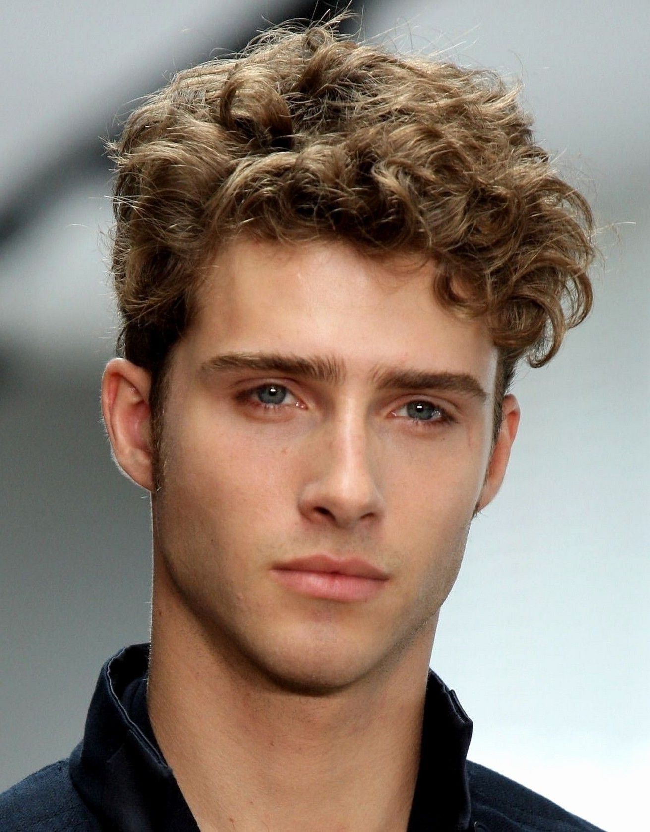 Fashion : A Perfect Hairstyles For Men With Curly Hair And Pertaining To Curly Hairstyles For Round Faces (View 8 of 20)