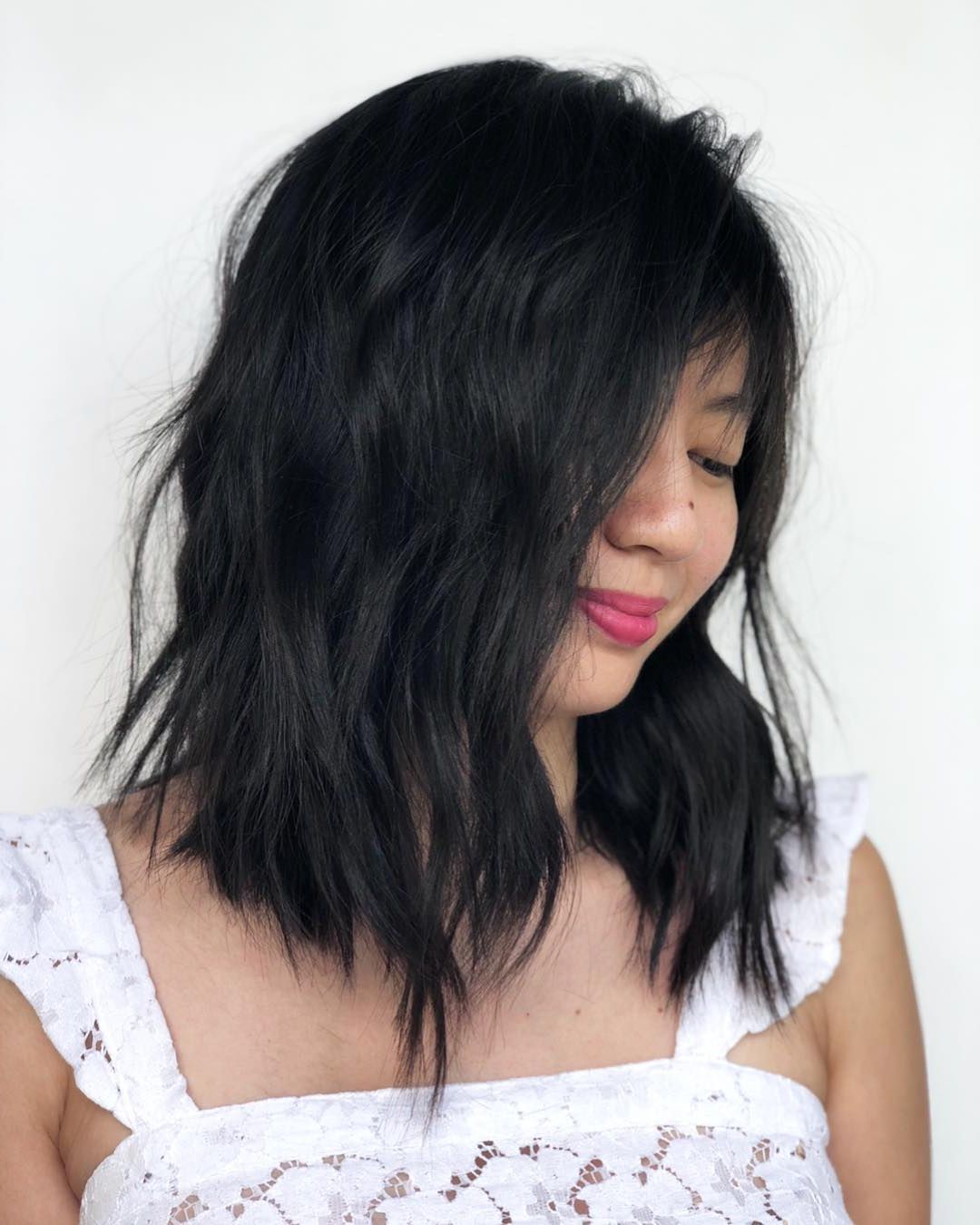 Newest Shoulder Grazing Razored Haircuts For Straight Hair Within 40 Medium Length Hairstyles For Thick Hair ⋆ Palau Oceans (View 17 of 20)