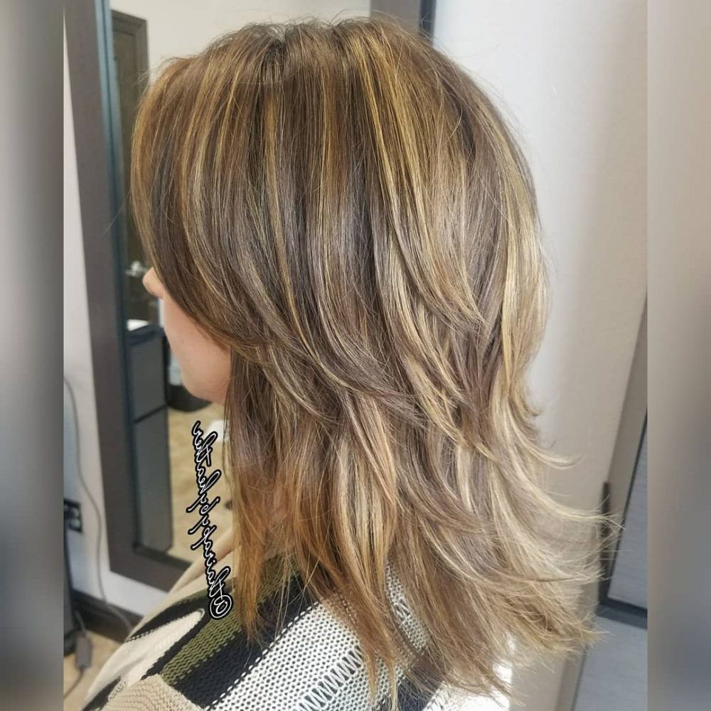 Trendy Long Disconnected And Highlighted Shag Haircuts Regarding 61 Chic Medium Shag Haircuts For  (View 11 of 20)