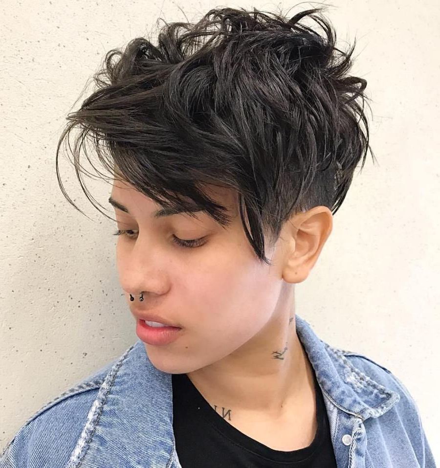 20 Statement Androgynous Haircuts For Women (View 4 of 20)