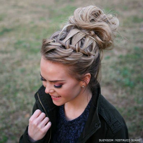 9 Gorgeous Hairstyles That You Can Makeyourself For 2019 Knotted Braided Updo Hairstyles (Gallery 19 of 20)