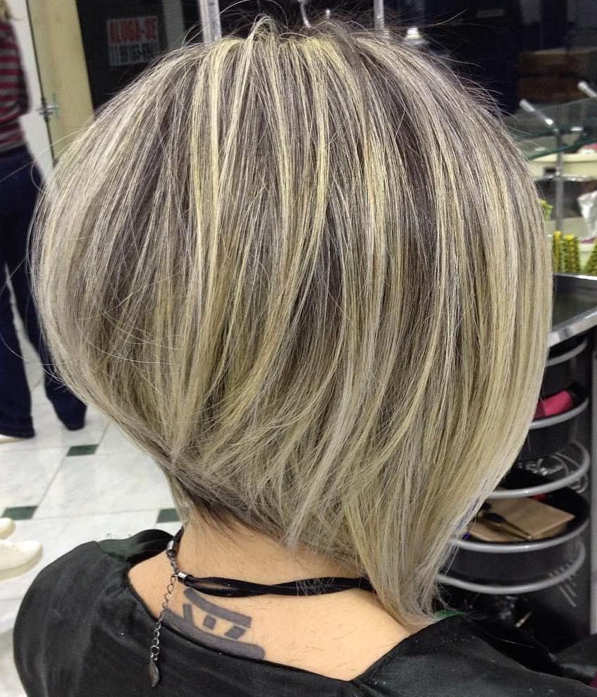 50 Trendy Inverted Bob Haircuts | Bobs Haircuts, Messy Bob Within Caramel Blonde Balayage On Inverted Lob Hairstyles (View 15 of 20)
