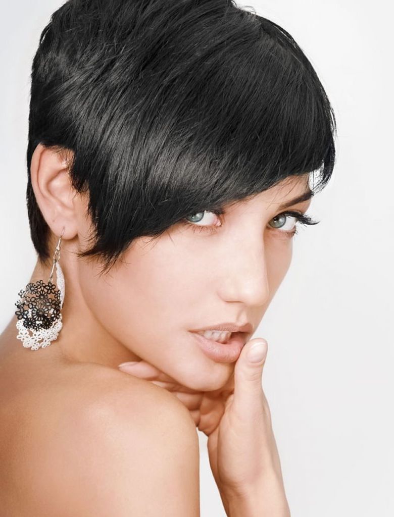 Always Attractive Pixie Short Hairstyles 2019 2020 Within Most Current Asymmetrical Pixie Hairstyles With Pops Of Color (View 6 of 20)