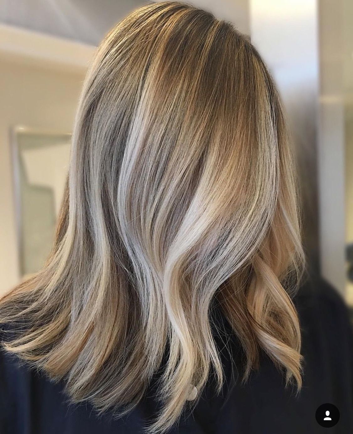 Dimensional Sandy Blonde Balayage! #blondehairstylesmedium For Shaggy Bob Hairstyles With Blonde Balayage (View 10 of 20)