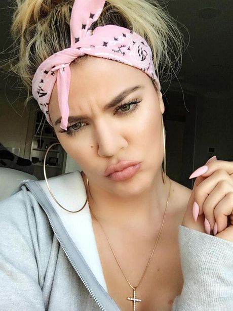 Khloe Kardashian Throws It Back To The 90s In Retro With Regard To Fashionable 90s Bandana  Hairstyles (View 16 of 20)