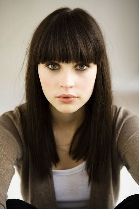 20 Incredible Medium Length Hairstyles With Bangs (View 14 of 20)