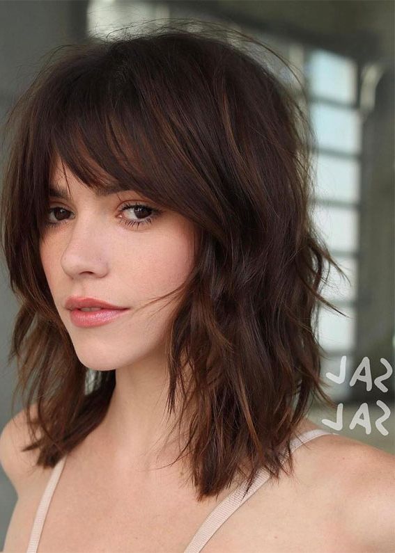 21 Cute Lob With Bangs To Copy In 2021 : Dark Chocolate Throughout Well Known Layered Wavy Hairstyles With Curtain Bangs (View 10 of 20)