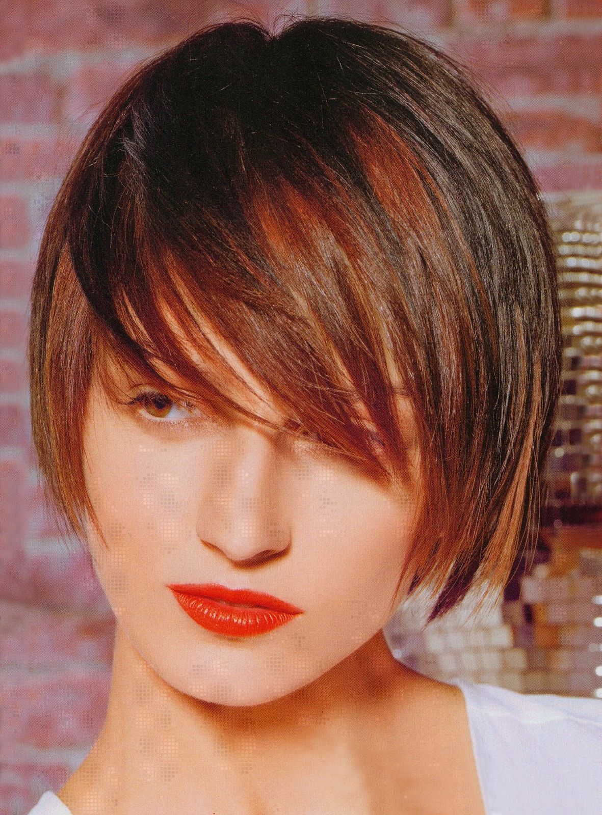 Latest Stacked Bob Hairstyles With Fringe And Light Waves Pertaining To 25+ Layered Bob Haircut Ideas, Designs (View 12 of 20)