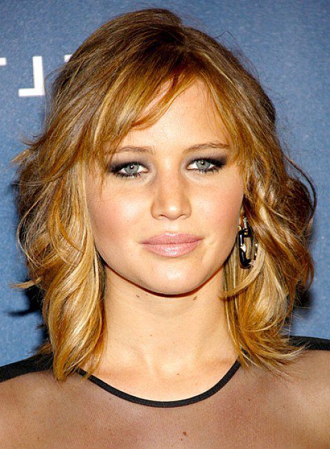 Medium Length Curly Hairstyles For Round Faces For Recent Medium Wavy Hairstyles With Bangs (View 18 of 20)