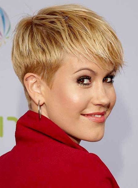 Pixie Cuts With Well Liked Sculptured Long Top Short Sides Pixie Hairstyles (View 9 of 20)
