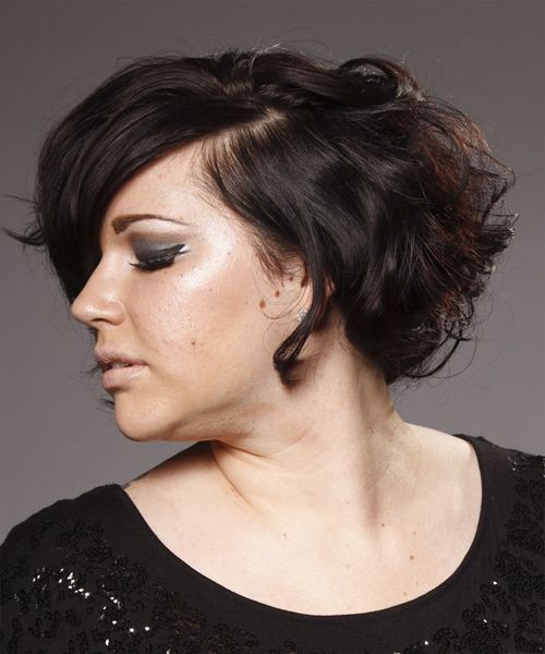 Short Wavy Mocha Hairstyle With Side Swept Bangs Throughout Current Very Short Wavy Hairstyles With Side Bangs (View 16 of 20)