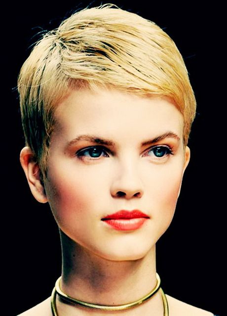 Fashionable Undercut Pixie Hairstyles For Thin Hair Regarding Pixie Haircut For Thin Hair (View 12 of 20)