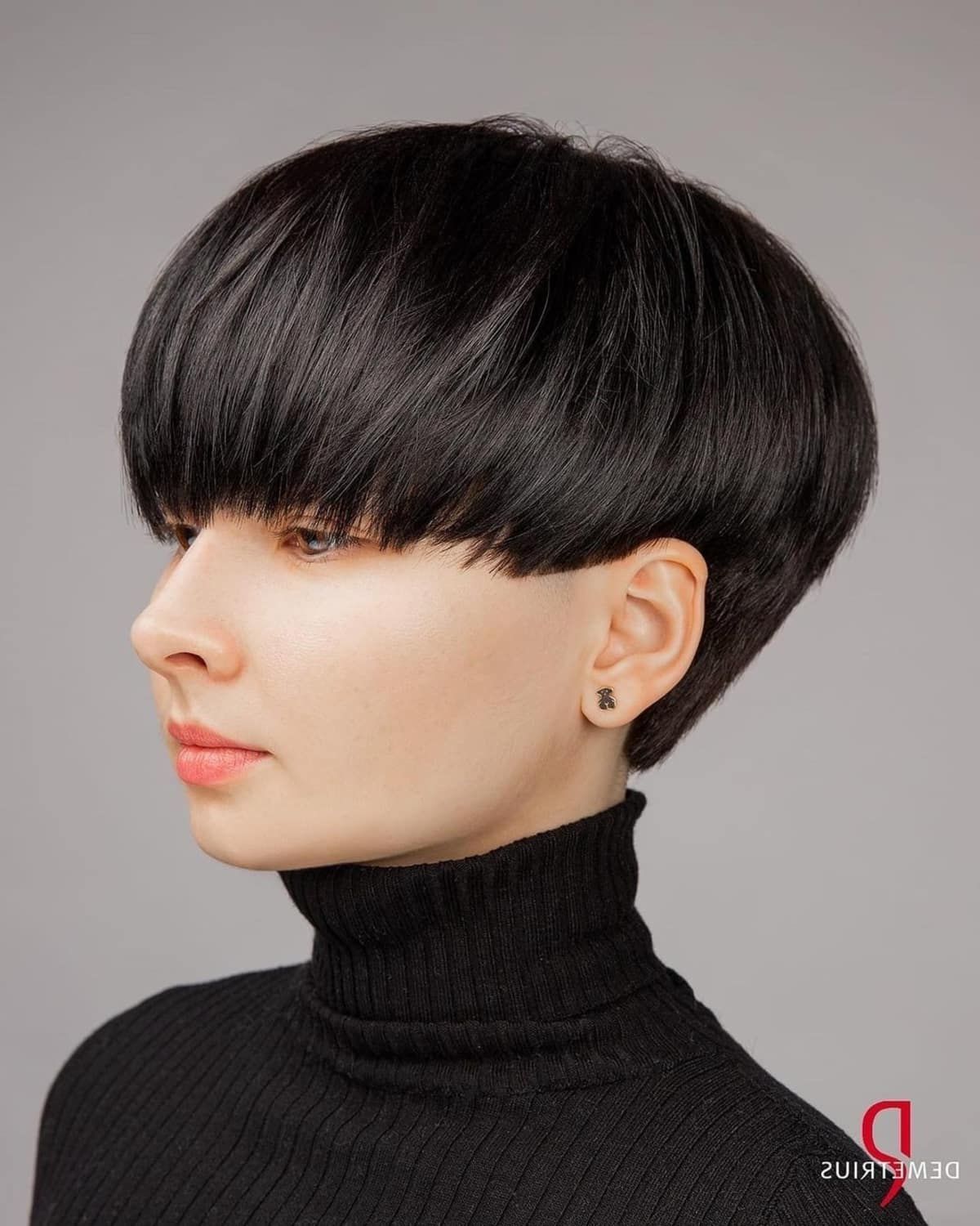 17 Modern Bowl Cut Haircut Ideas For Women Pertaining To Bowl Haircuts (View 10 of 20)