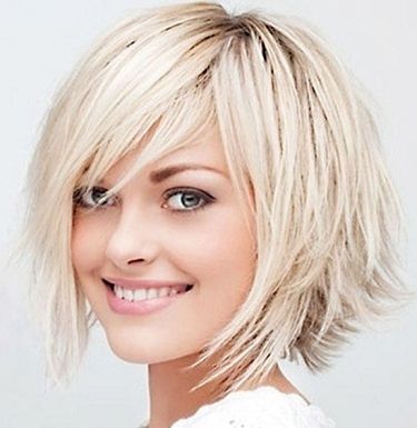18 Different Bob Haircuts With Fringe (side And Front) With Long Side Bangs Blunt Bob Hairstyles (View 18 of 20)