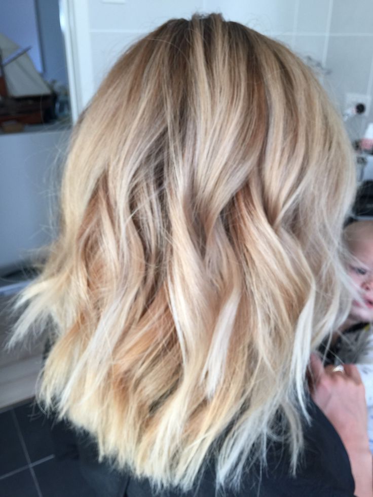 2017 Waves Haircuts With Blonde Ombre With Ombré Blonde Lob With A Textured Wave (View 2 of 20)
