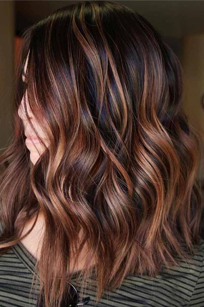 2017 Wavy Lob Haircuts With Caramel Highlights Regarding Pin On Hairstyles (View 18 of 20)