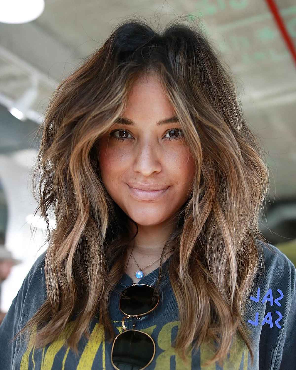26 Best Ways To Get Long Layers With Medium Length Hair Pertaining To Well Known Textured Layers Haircuts (View 12 of 20)