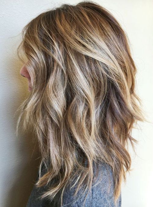27 Best Long Bob (lob) Hairstyles (2022 Guide) Pertaining To Fashionable Wavy Lob Haircuts With Caramel Highlights (Gallery 19 of 20)