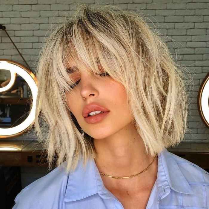 29 Stylish Lob Haircuts And Long Bob Hairstyles In 2022 Regarding One Length Bob Hairstyles With Long Bangs (View 3 of 20)