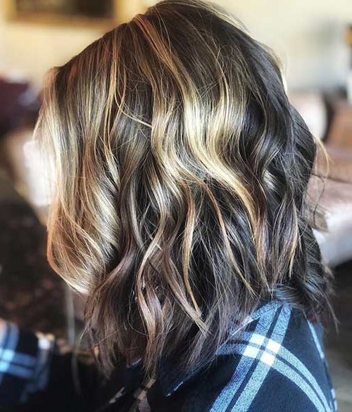 30 Stylish Medium Shags You'll Want To Try Immediately For Most Current Highlighted Shag Hairstyles (View 15 of 20)