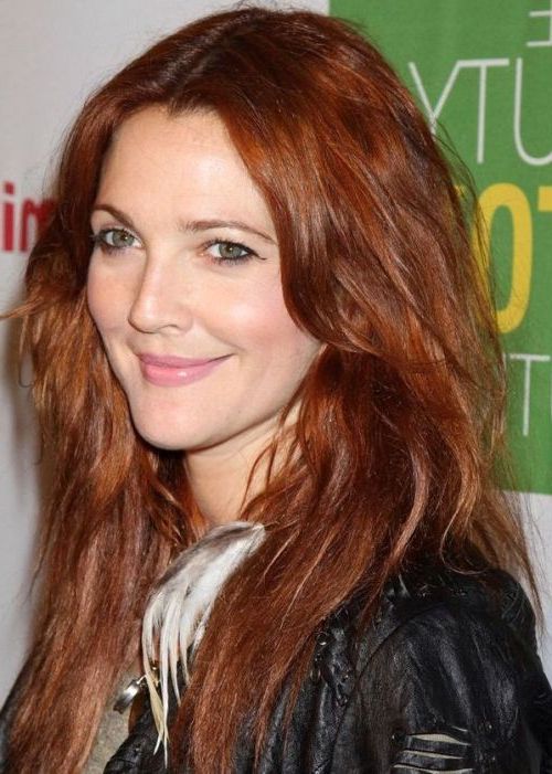 31 Startling Auburn Hair Color Ideas With Blonde Highlights For Well Known Messy Auburn Waves Haircuts (View 15 of 20)