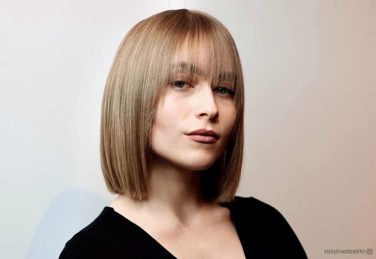 31 Trendy Blunt Bob With Bangs To Inspire Your Next Chop Throughout Long Side Bangs Blunt Bob Hairstyles (View 11 of 20)