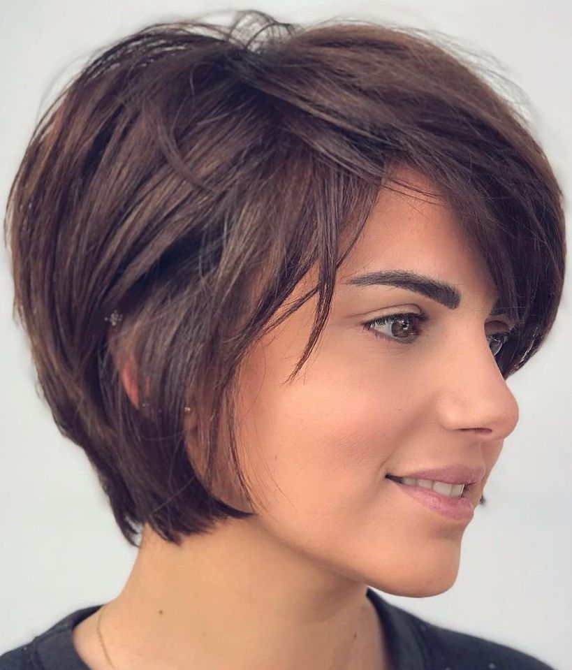37 Short Straight Hair Ideas For A Stylish Look Throughout Bright Blunt Hairstyles For Short Straight Hair (View 12 of 20)