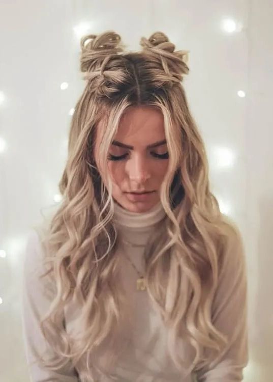 40 Quick & Easy Space Bun Hairstyles For A Trendy Look – Hairstylecamp Regarding Well Known Layered Medium Length Hairstyles With Space Buns (View 18 of 20)