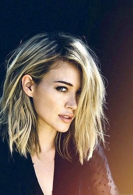 40 Stylish Lob Haircuts & Hairstyles For 2022 – The Trend Spotter For Side Pinned Lob Hairstyles (View 16 of 20)