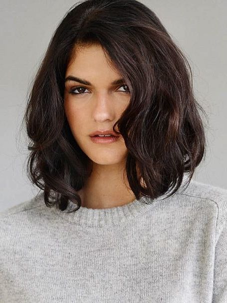 40 Stylish Lob Haircuts & Hairstyles For 2022 – The Trend Spotter Within Current Layered Wavy Lob Haircuts (View 8 of 20)