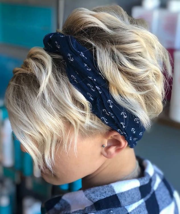 7 Wavy Pixie Hairstyle Ideas For Women To Try – Wetellyouhow With Regard To Wavy Pixie Hairstyles With Scarf (View 10 of 20)