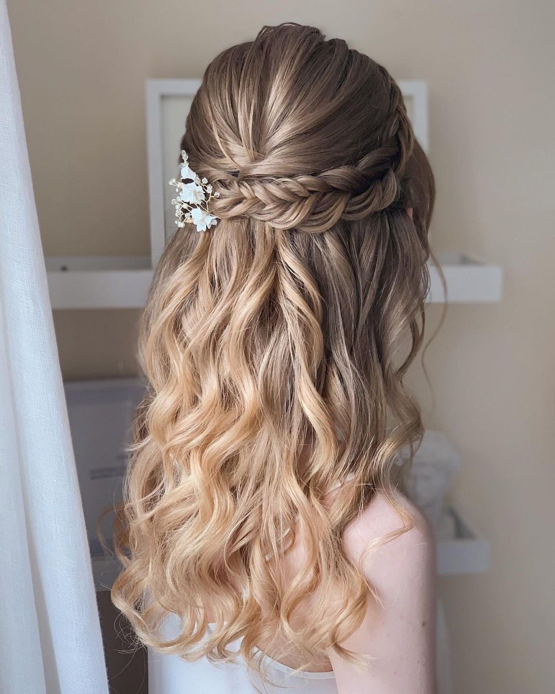 Half Up Half Down Wedding Hairstyles 2022/23 Guide: 70+ Looks Intended For Fashionable Braided Half Up Knot Hairstyles (View 18 of 20)