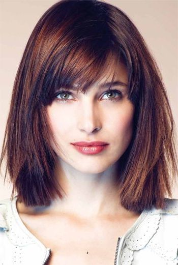 Latest Medium Haircuts With A Fringe Regarding 13 Fabulous Medium Hairstyles With Bangs – Pretty Designs (View 13 of 20)