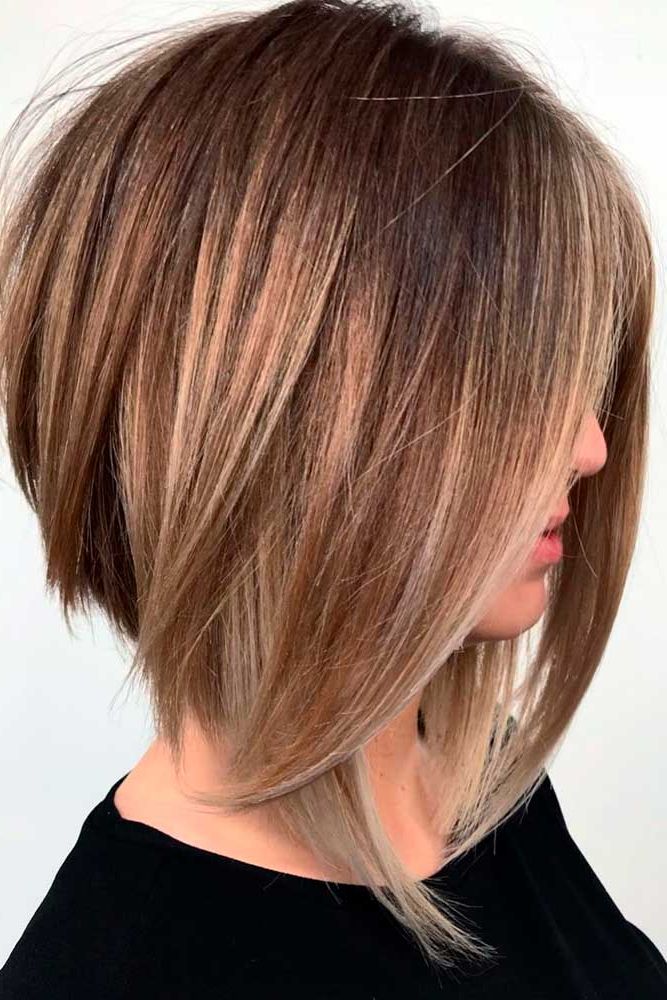 Layered Bob Haircuts & Why You Should Get One In 2022 – Glaminati For Best And Newest Lob Haircuts With Swoopy Face Framing Layers (View 10 of 20)